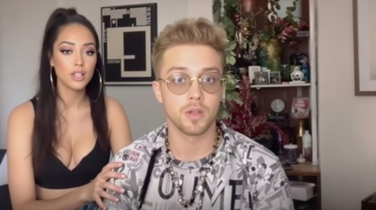 网红博主直播翻车！言论引争议遭平台封号处理